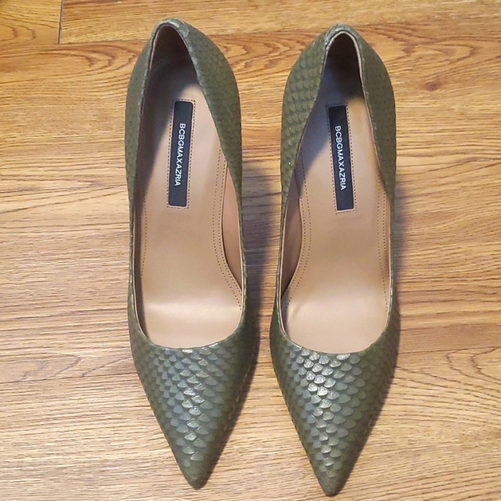 Women's shoes